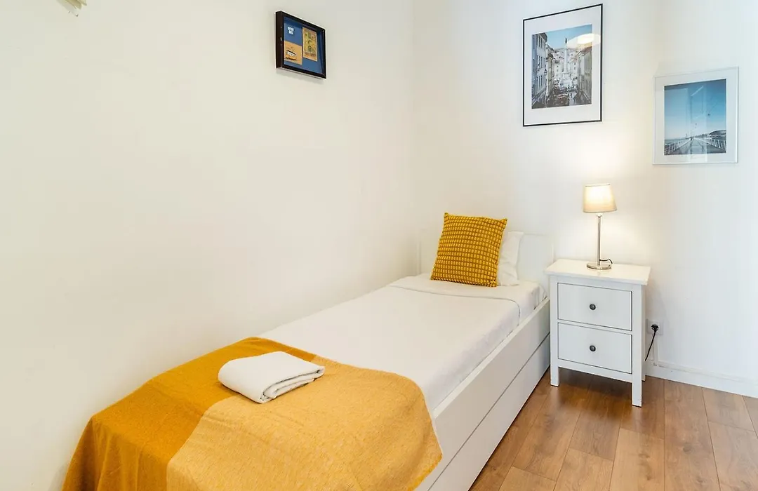 Rato By Central Hill Apartments-1